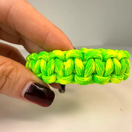 Obojek pro kočky sphynx v provedení - žluto zelená