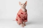 Lehký rolák z chladivého materiálu pro kočky sphynx růžový se srdíčky